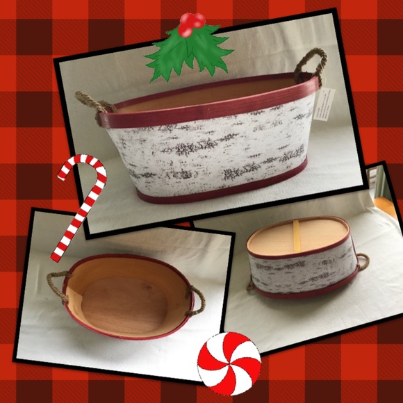 Holiday Basket - Picture 2 of 3